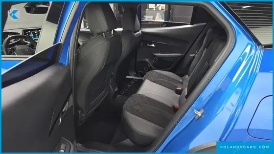 PEUGEOT 2008 EV GT