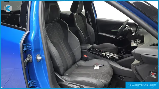 PEUGEOT 2008 EV GT