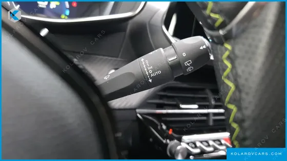 PEUGEOT 2008 EV GT