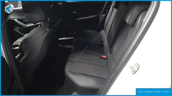 PEUGEOT 2008 EV GT