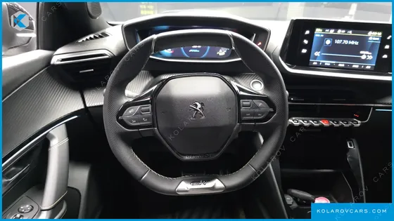 PEUGEOT 2008 EV GT