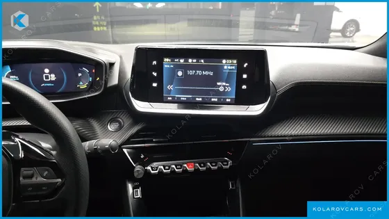 PEUGEOT 2008 EV GT