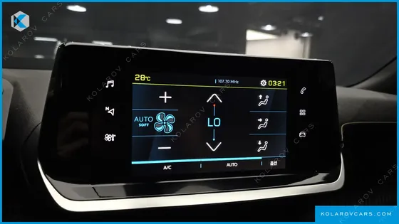 PEUGEOT 2008 EV GT