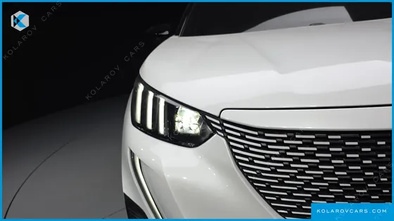 PEUGEOT 2008 EV GT