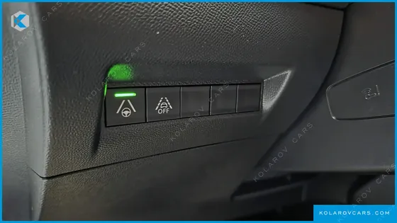 PEUGEOT 2008 EV GT