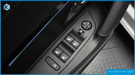 PEUGEOT 2008 EV GT