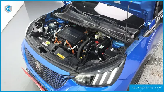 PEUGEOT 2008 EV GT