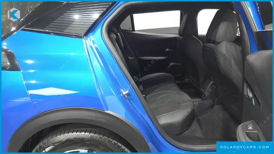 PEUGEOT 2008 EV GT