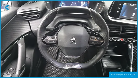 PEUGEOT 2008 EV GT