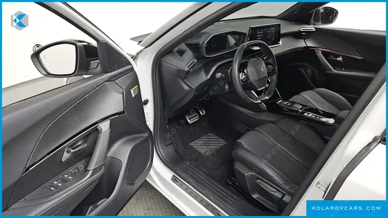 PEUGEOT 2008 EV GT