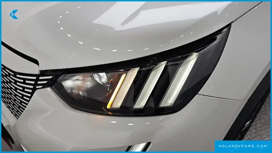 PEUGEOT 2008 EV GT