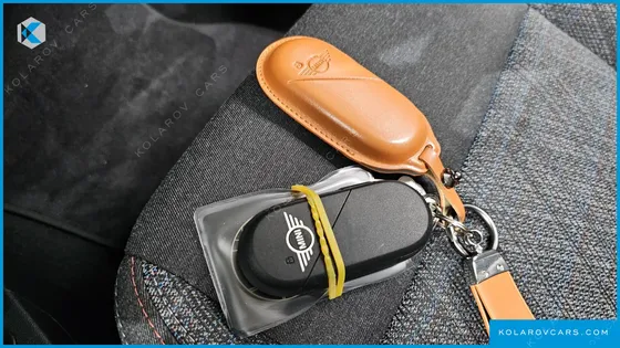 MINI COOPER ESSENTIAL