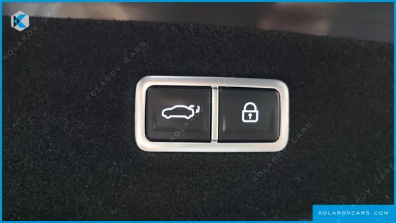 GENESIS G90 GASOLINE 3.5 TURBO AWD