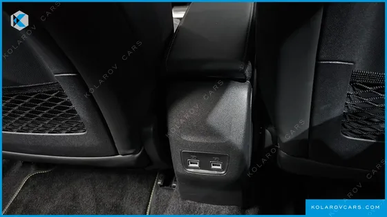 PEUGEOT 2008 EV GT