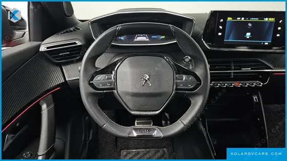 PEUGEOT 2008 EV GT