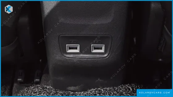 PEUGEOT 2008 EV GT