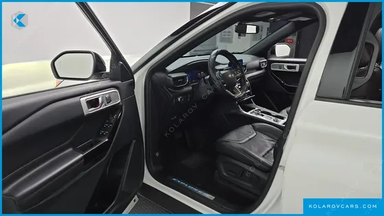 FORD EXPLORER 3.0 PLATINUM 4WD