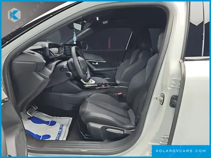 PEUGEOT 2008 EV GT