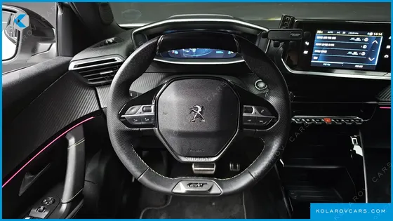 PEUGEOT 2008 EV GT