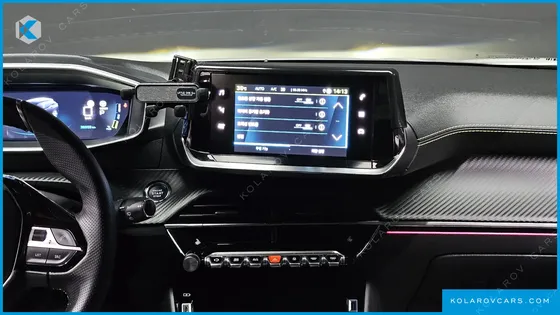 PEUGEOT 2008 EV GT