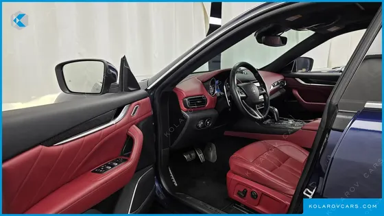 MASERATI LEVANTE 3.0 AWD