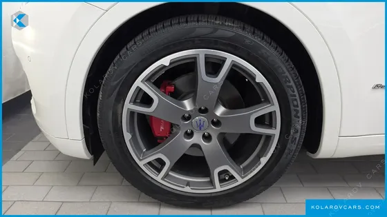 MASERATI LEVANTE 3.0 AWD GRANSPORT