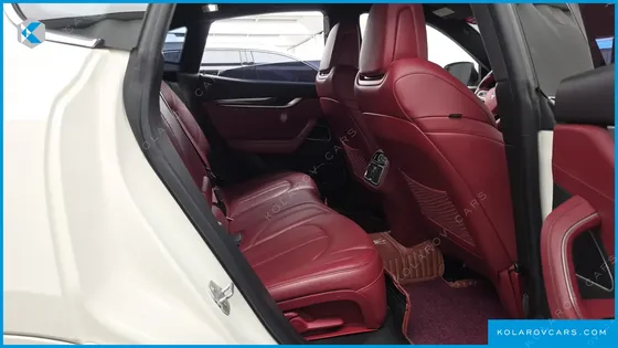 MASERATI LEVANTE 3.0 AWD GRANSPORT