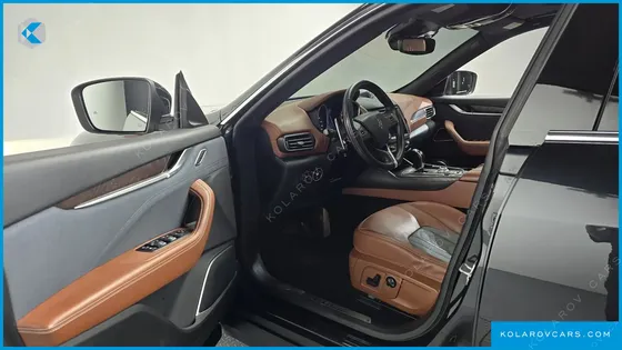MASERATI LEVANTE 3.0 AWD GRANLUSSO