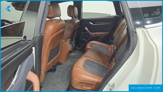 MASERATI LEVANTE 3.0 AWD GRANLUSSO