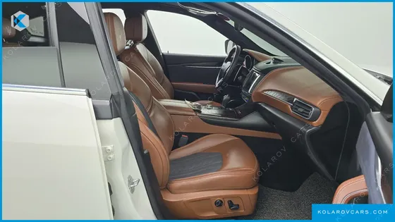 MASERATI LEVANTE 3.0 AWD GRANLUSSO