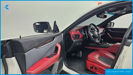 MASERATI LEVANTE 3.0 AWD GRANLUSSO