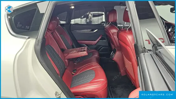 MASERATI LEVANTE 3.0 AWD GRANLUSSO