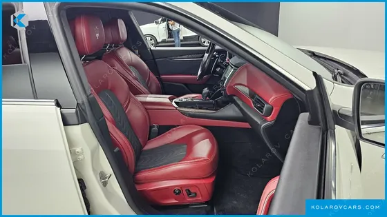 MASERATI LEVANTE 3.0 AWD GRANLUSSO