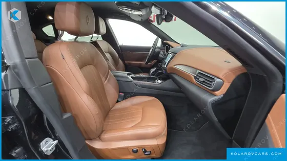 MASERATI LEVANTE 3.0 AWD