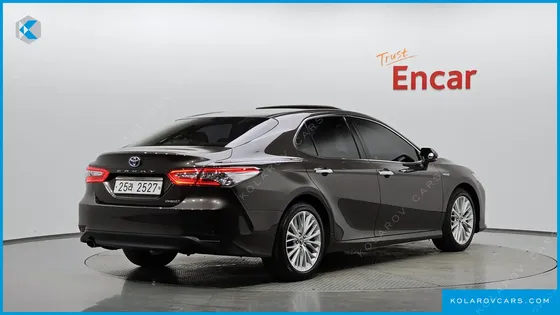 TOYOTA CAMRY 2.5 XLE HYBRID