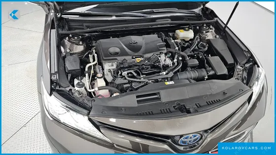 TOYOTA CAMRY 2.5 XLE HYBRID