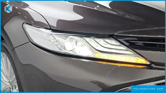 TOYOTA CAMRY 2.5 XLE HYBRID