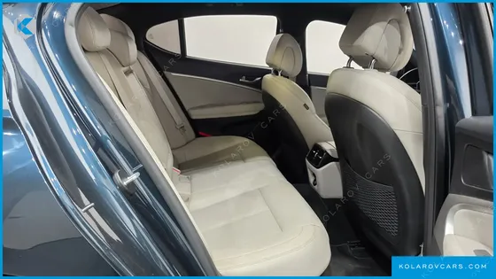 GENESIS G70 DIESEL 2.2 4WD