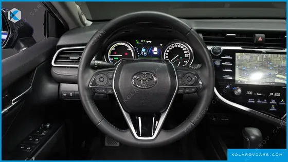 TOYOTA CAMRY 2.5 XLE HYBRID