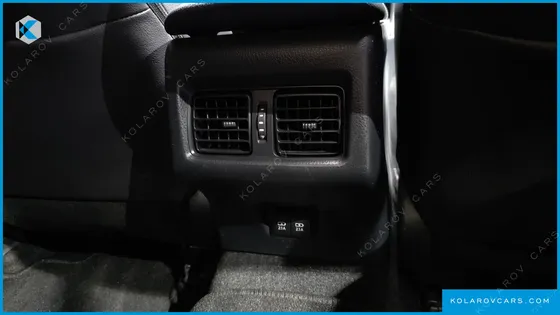 TOYOTA CAMRY 2.5 XLE HYBRID
