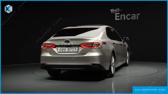 TOYOTA CAMRY 2.5 XLE HYBRID
