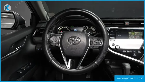 TOYOTA CAMRY 2.5 XLE HYBRID