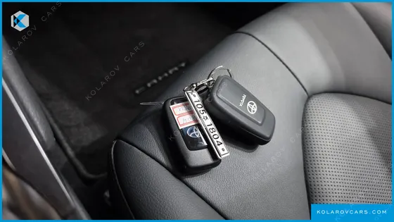 TOYOTA CAMRY 2.5 XLE HYBRID