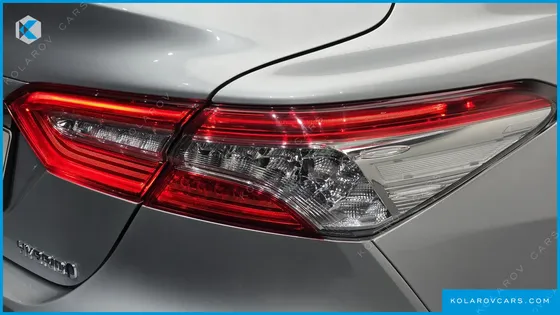 TOYOTA CAMRY 2.5 XLE HYBRID