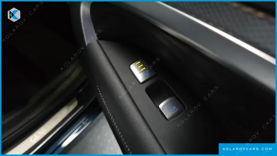 GENESIS G70 GASOLINE 3.3T 4WD