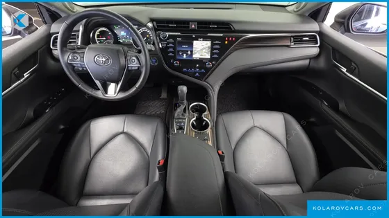 TOYOTA CAMRY 2.5 XLE HYBRID