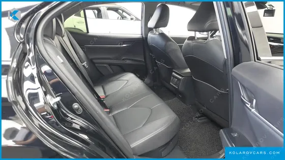 TOYOTA CAMRY 2.5 XLE HYBRID