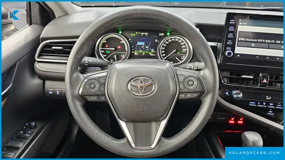 TOYOTA CAMRY 2.5 LE HYBRID