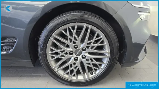 GENESIS G70 DIESEL 2.2 2WD