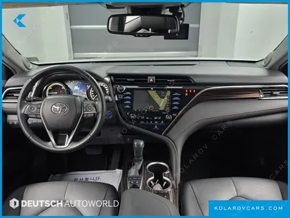 TOYOTA CAMRY 2.5 XLE HYBRID